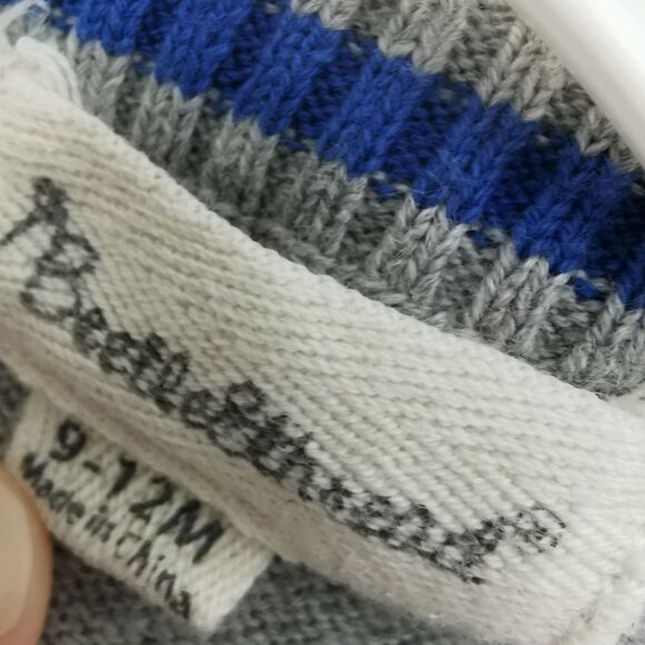 2/$15 Beetle thread knit sweater size 9-12 m - Picture 5 of 5